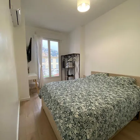 2 2 Lits 1 Salle De Bain * Νίκαια